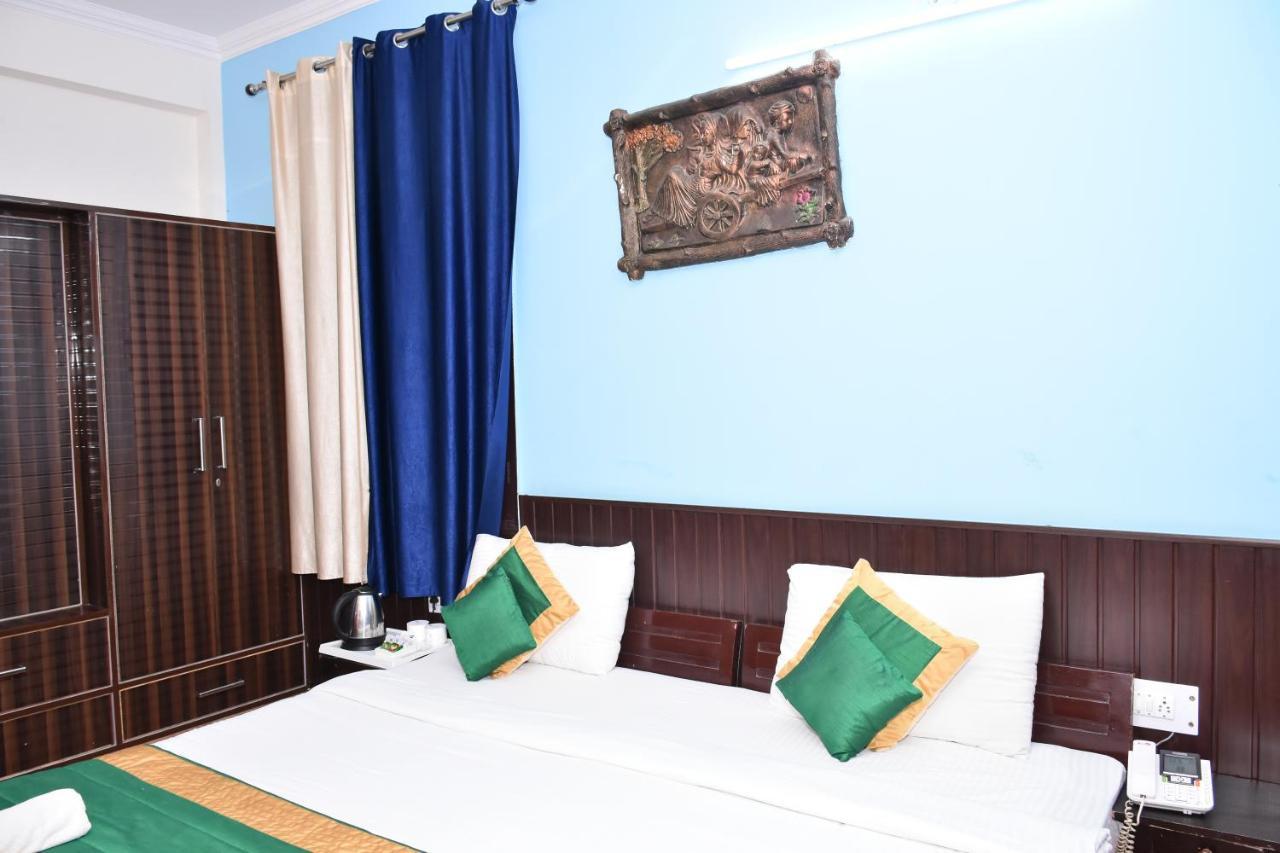 The Abodes House Hotel Greater Noida Bagian luar foto
