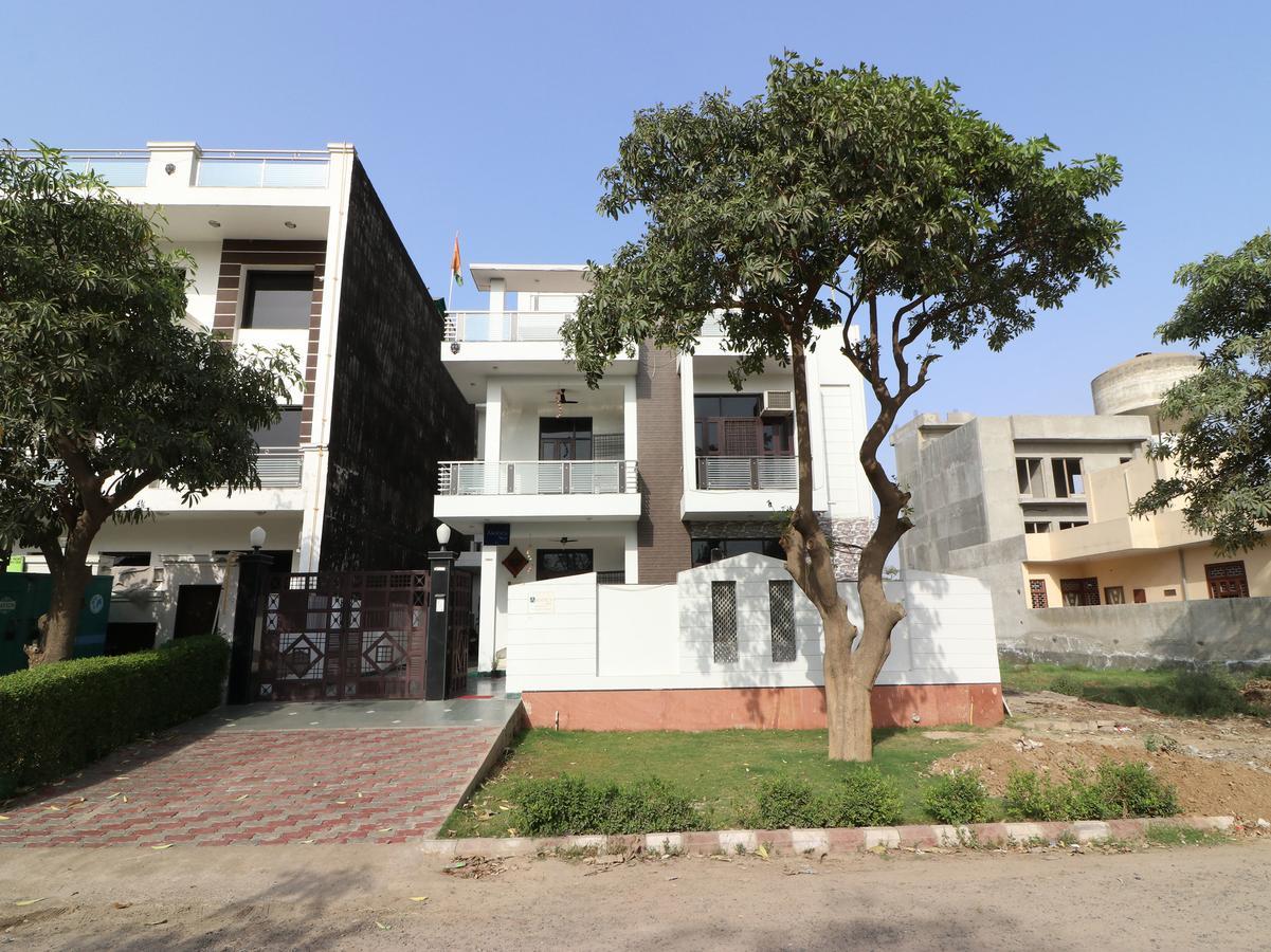 The Abodes House Hotel Greater Noida Bagian luar foto