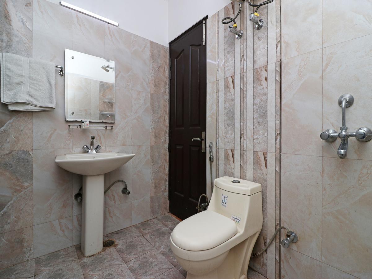 The Abodes House Hotel Greater Noida Bagian luar foto