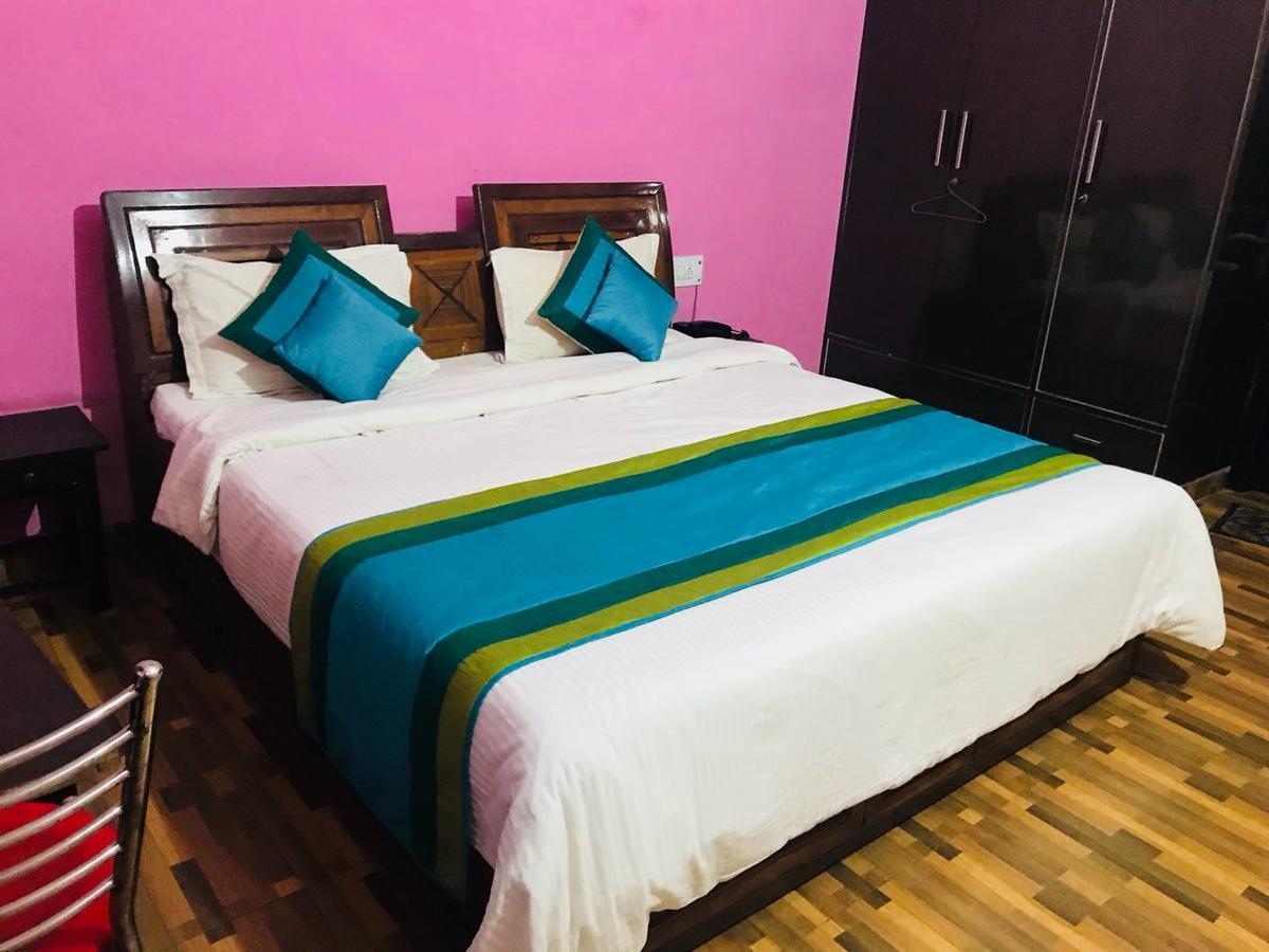 The Abodes House Hotel Greater Noida Bagian luar foto