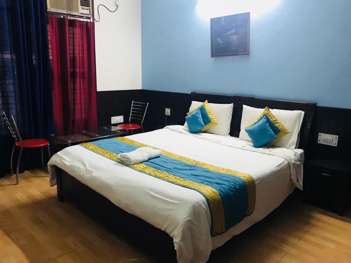 The Abodes House Hotel Greater Noida Bagian luar foto