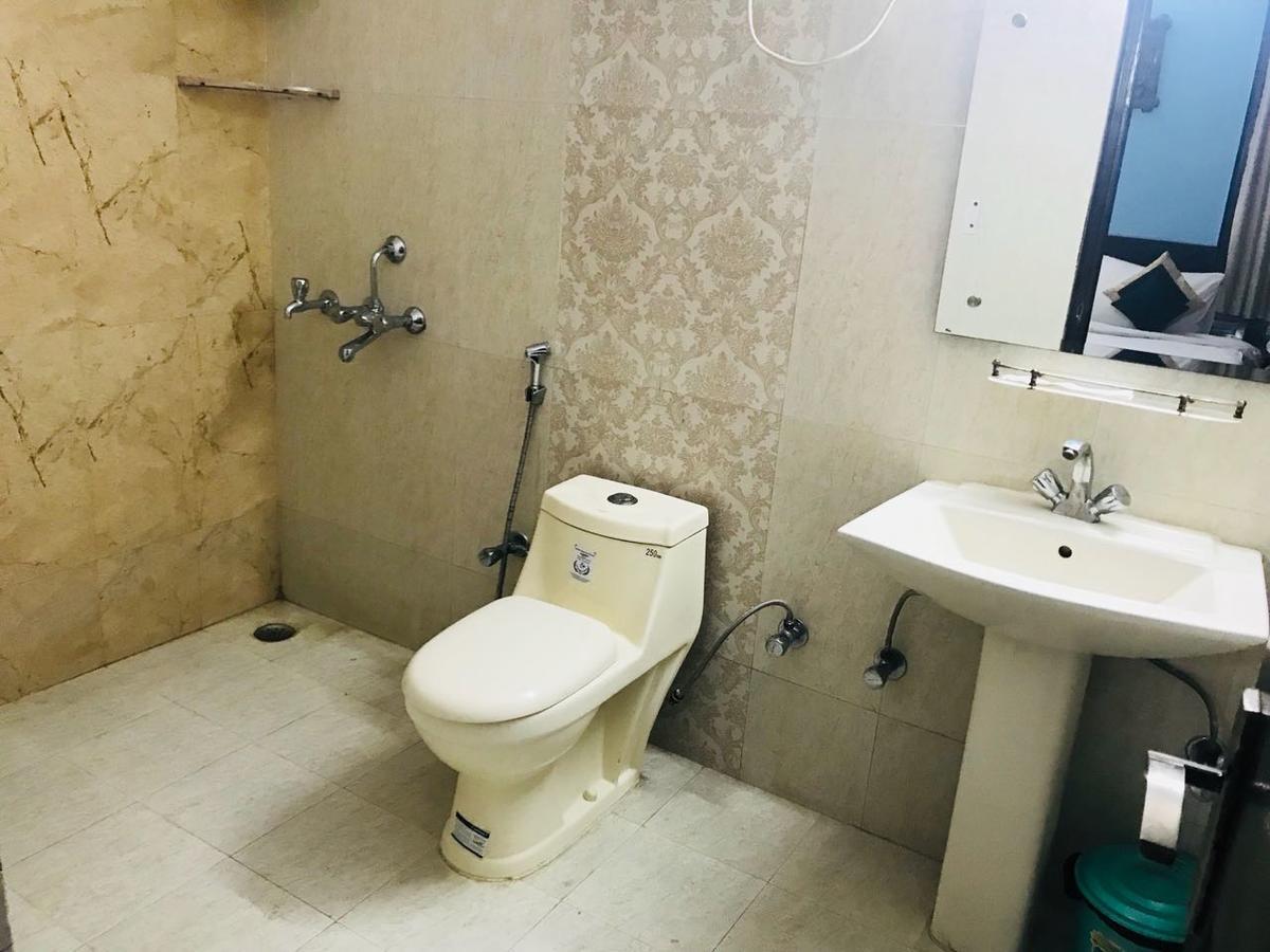 The Abodes House Hotel Greater Noida Bagian luar foto