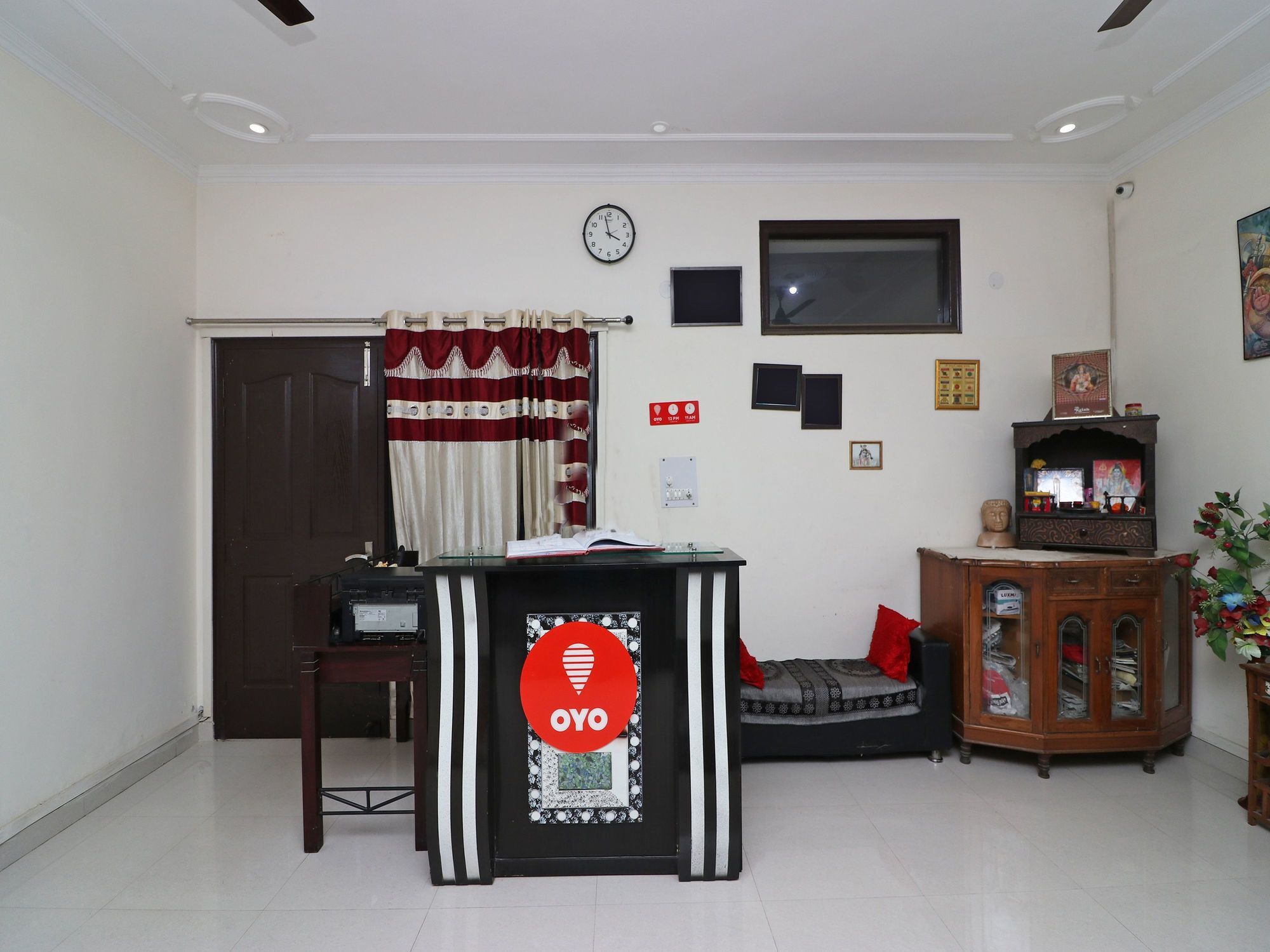 The Abodes House Hotel Greater Noida Bagian luar foto