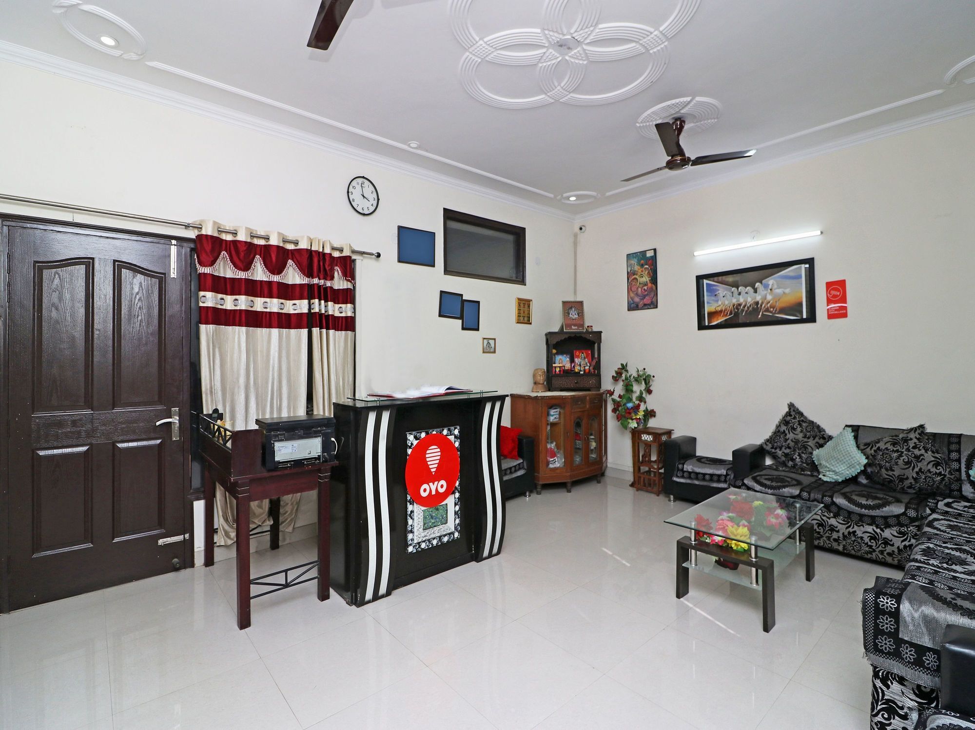 The Abodes House Hotel Greater Noida Bagian luar foto