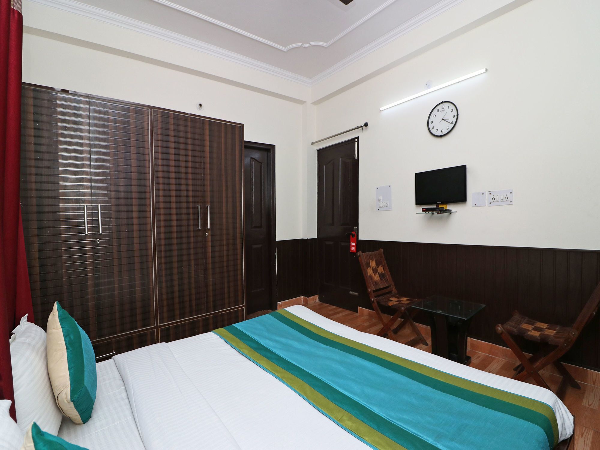 The Abodes House Hotel Greater Noida Bagian luar foto