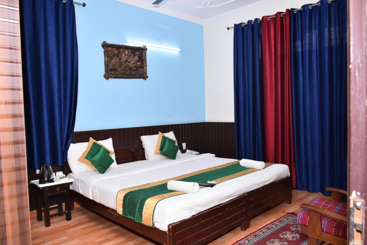 The Abodes House Hotel Greater Noida Bagian luar foto